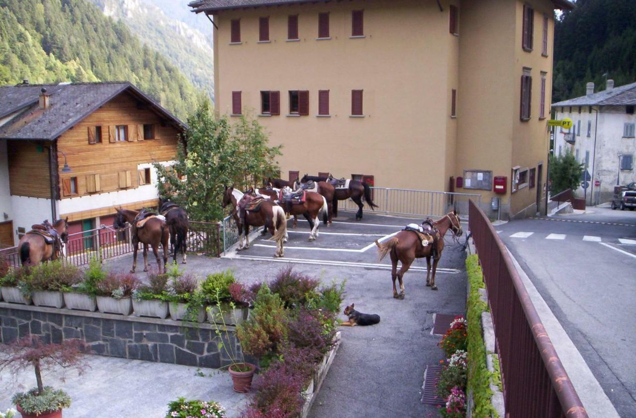 Albergo Ristorante Sole Mezzoldo Ngoại thất bức ảnh